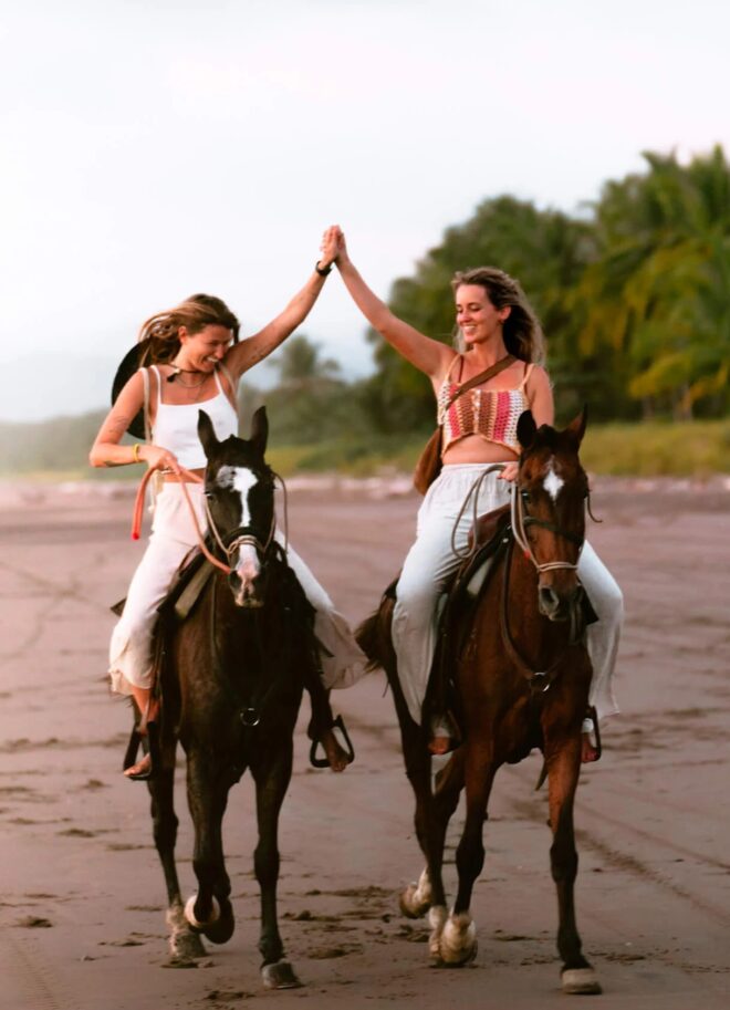 Horseback Riding Tour | Hotel Igloo Beach Lodge Costa Rica