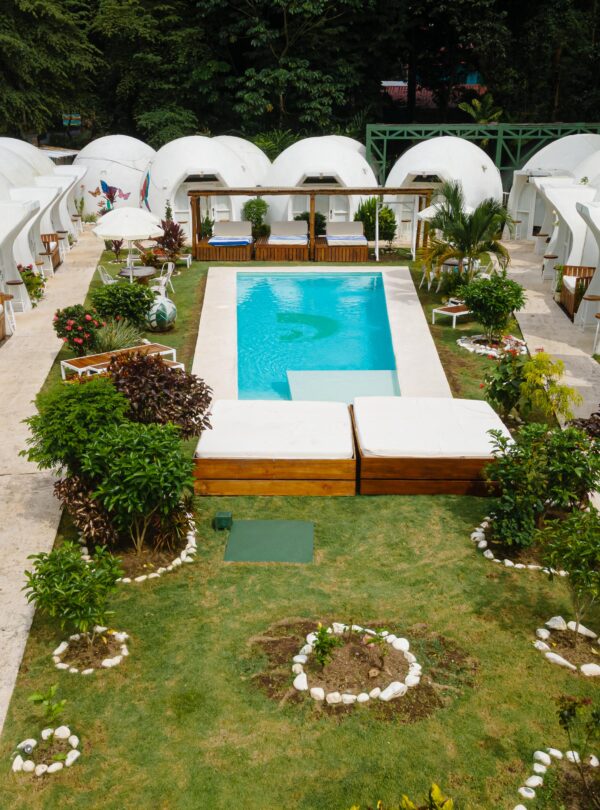 Beachfront Hotels in | Igloo Beach Lodge Manuel Antonio
