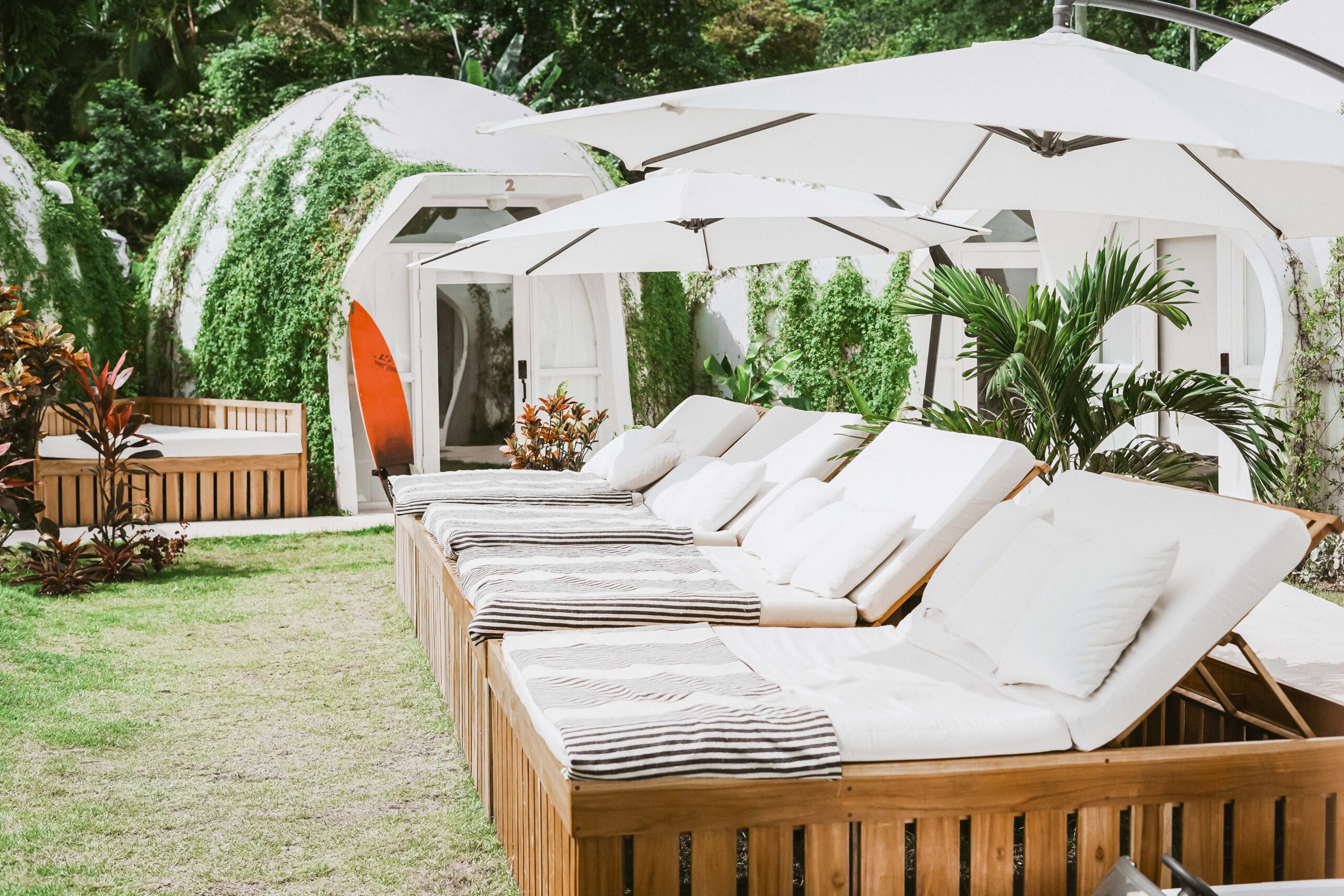Igloo Beach Lodge beach hotel in Costa Rica near Manuel Antonio